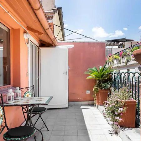 Апартаменты Terrazzo Frattina Рим Экстерьер фото